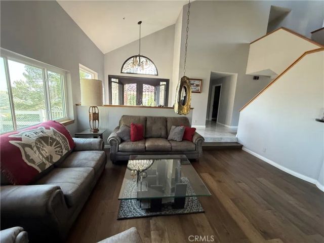 32080 Avenida Donari, Agua Dulce, CA 91390