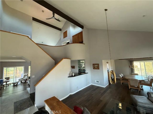 32080 Avenida Donari, Agua Dulce, CA 91390