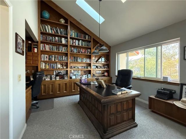 32080 Avenida Donari, Agua Dulce, CA 91390