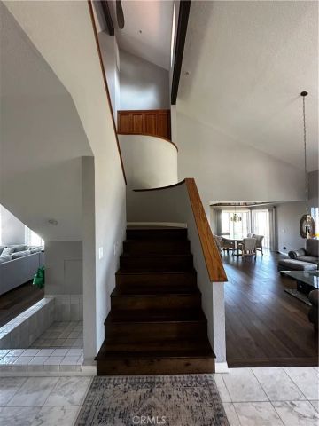32080 Avenida Donari, Agua Dulce, CA 91390