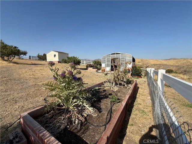 32080 Avenida Donari, Agua Dulce, CA 91390