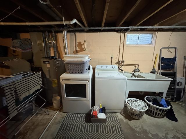 5634 W Hiawatha Lane, Stevensville, MI 49127