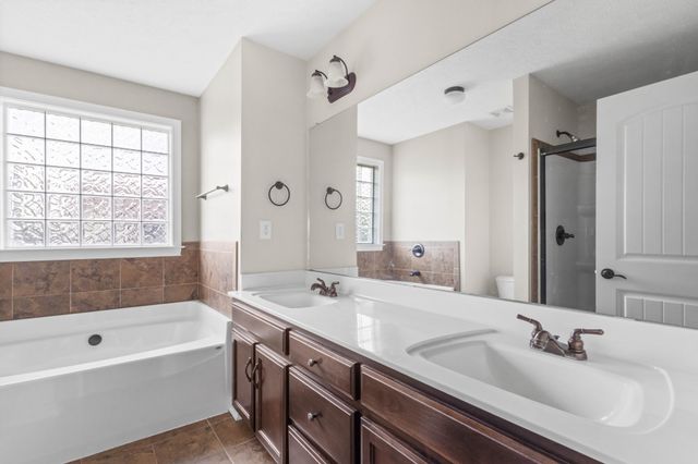 3726 Suiter Rd, Clarksville, TN 37040