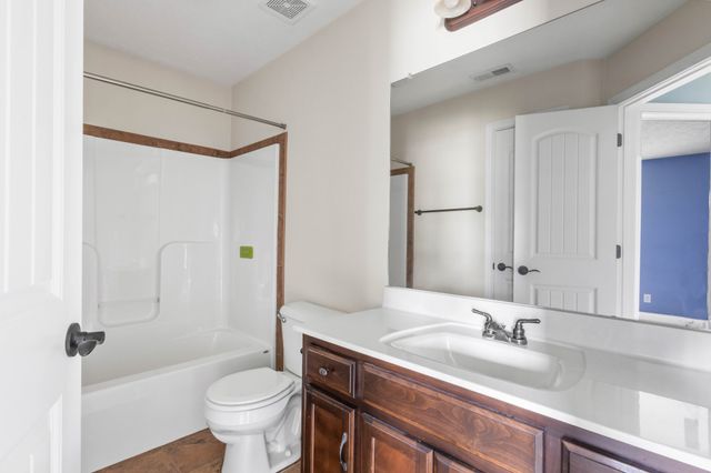 3726 Suiter Rd, Clarksville, TN 37040