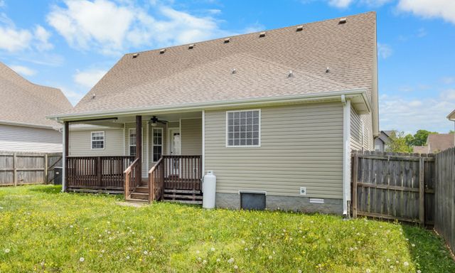3726 Suiter Rd, Clarksville, TN 37040