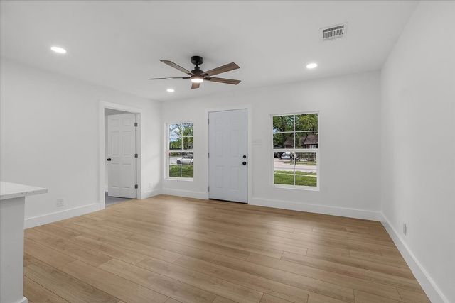 3524 Fairfax Street, Fort Worth, TX 76119