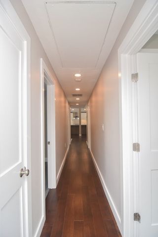 27 Fenway Dr, Framingham, MA 01701