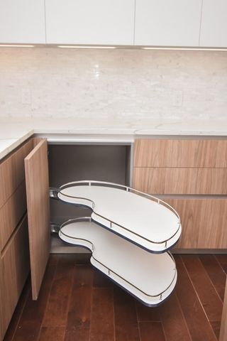 27 Fenway Dr, Framingham, MA 01701