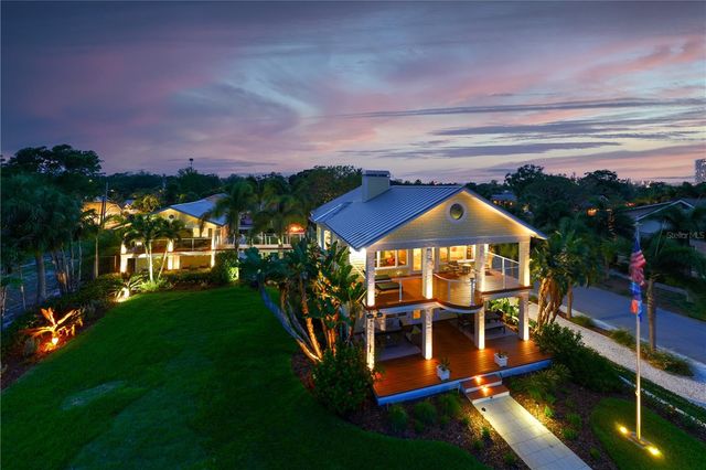 1803 BEACH DRIVE SE, St Petersburg, FL 33705