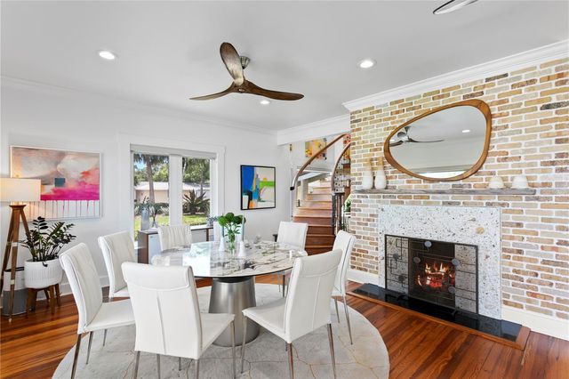 1803 BEACH DRIVE SE, St Petersburg, FL 33705