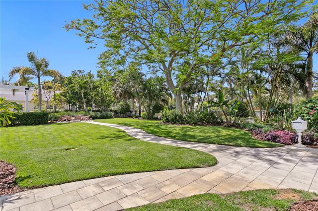 1803 BEACH DRIVE SE, St Petersburg, FL 33705