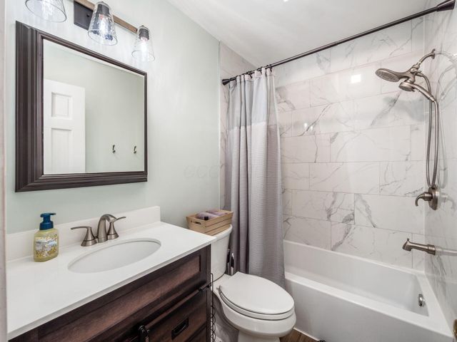 366 Parkview Drive, Columbus, OH 43202