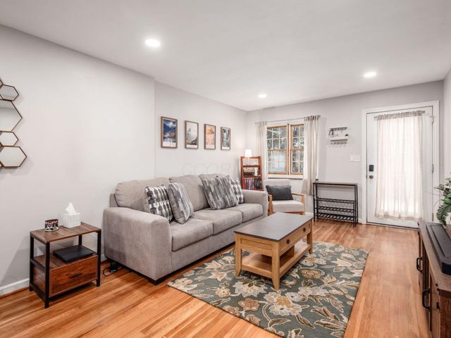 366 Parkview Drive, Columbus, OH 43202