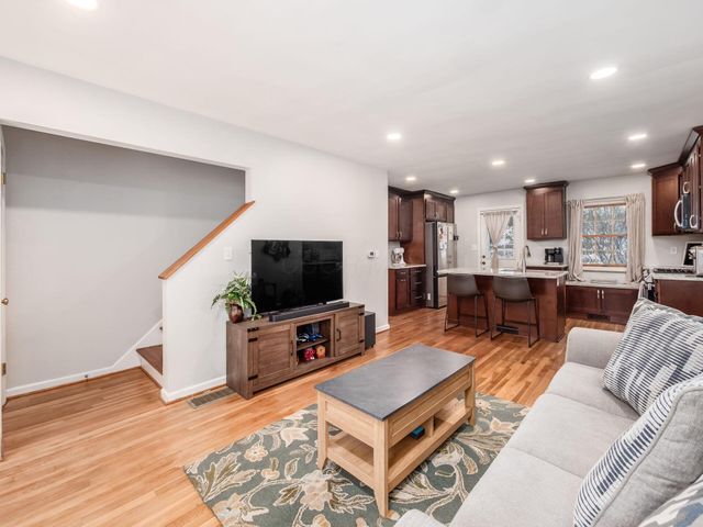 366 Parkview Drive, Columbus, OH 43202