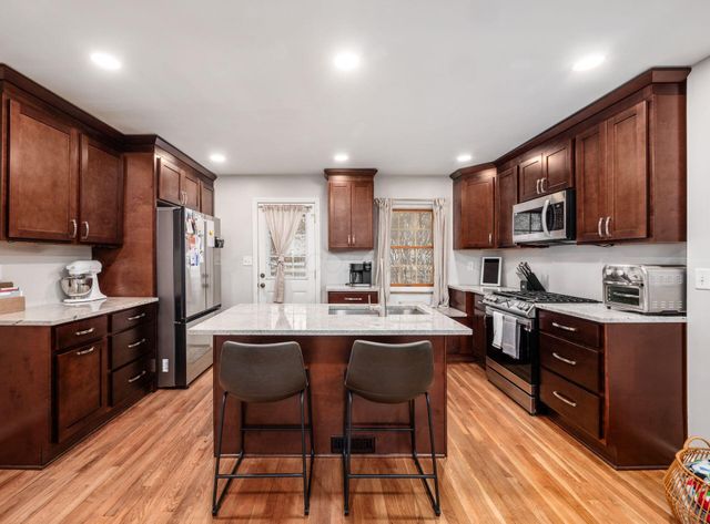 366 Parkview Drive, Columbus, OH 43202