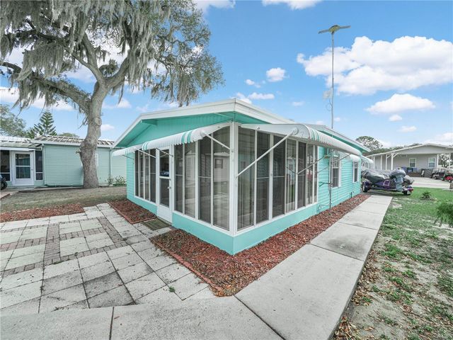 8 SILVER DOCTOR LANE, Lake Wales, FL 33898