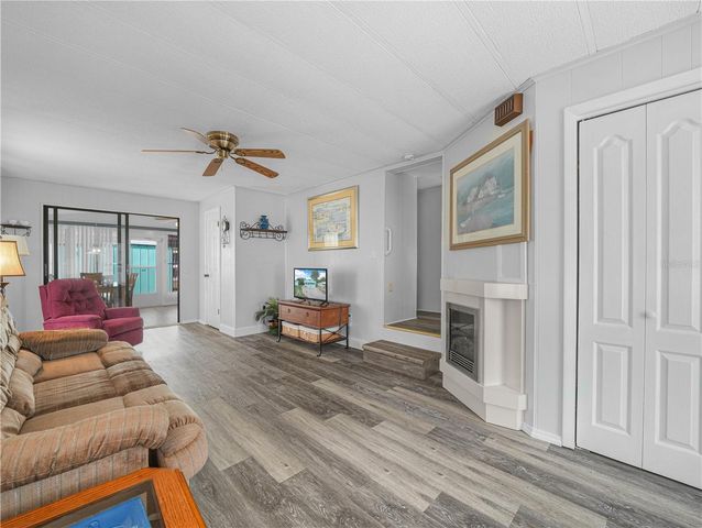 8 SILVER DOCTOR LANE, Lake Wales, FL 33898