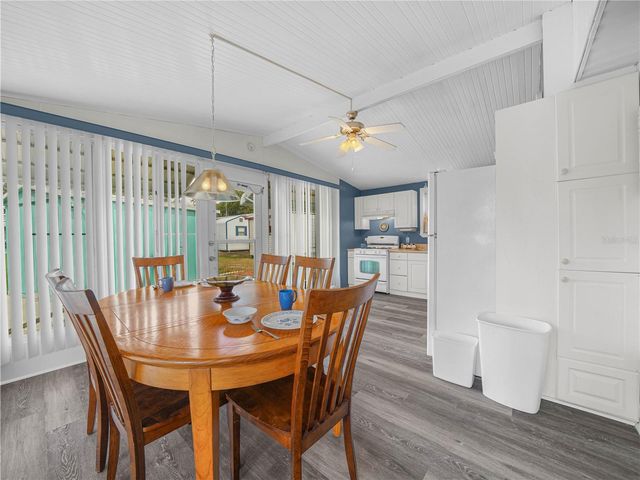 8 SILVER DOCTOR LANE, Lake Wales, FL 33898