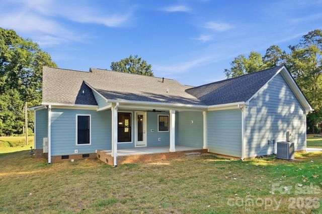 1860 Twin Lakes Road, Rock Hill, SC 29732