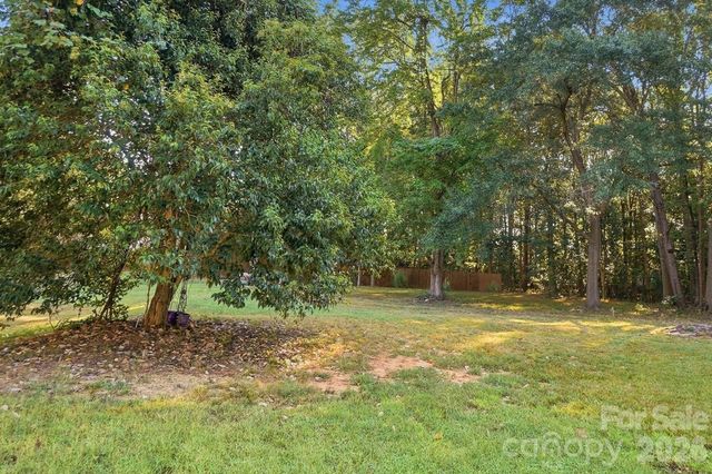 1860 Twin Lakes Road, Rock Hill, SC 29732