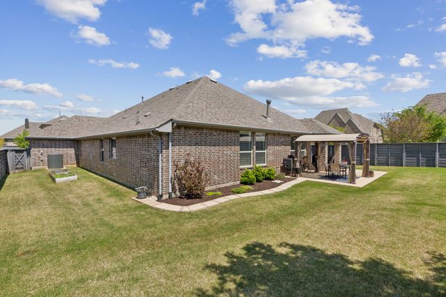 844 Elm Fork Trail, Little Elm, TX 76227