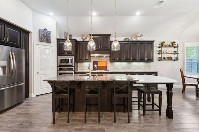 844 Elm Fork Trail, Little Elm, TX 76227