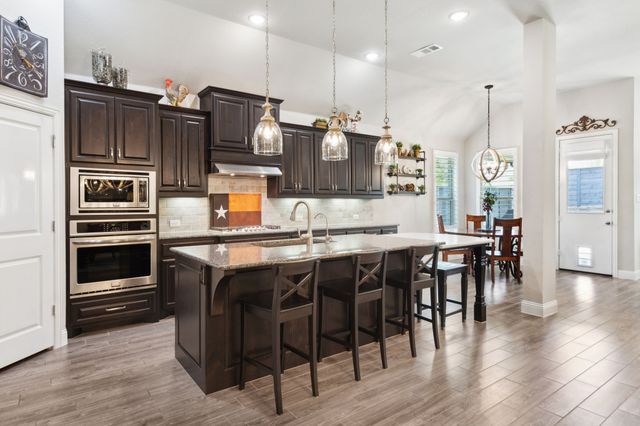 844 Elm Fork Trail, Little Elm, TX 76227