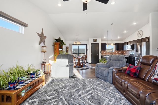 3408 DAVENPORT LOOP, Sturgis, SD 57785