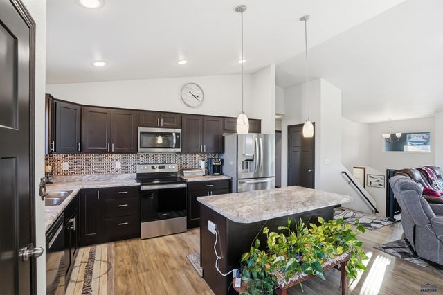 3408 DAVENPORT LOOP, Sturgis, SD 57785