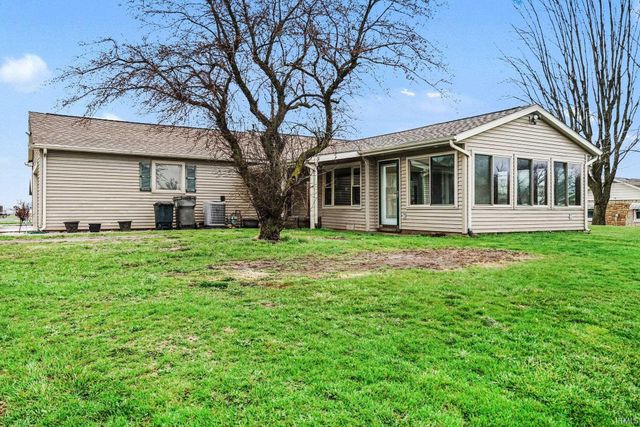 1060 W US Highway 20, Lagrange, IN 46761