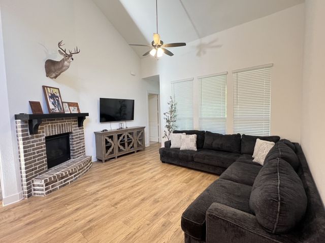 4166 Carter Court, Denison, TX 75020