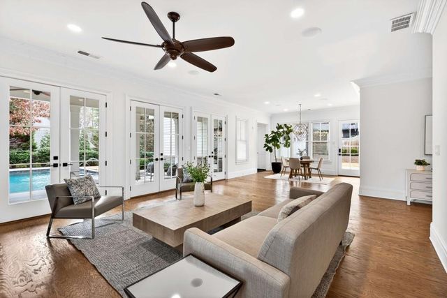 4015 Wieuca NE Road, Atlanta, GA 30342