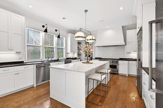 4015 Wieuca NE Road, Atlanta, GA 30342