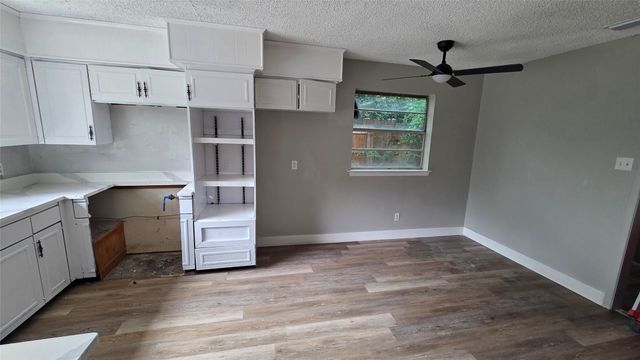 713 N Spears Street, Alvarado, TX 76009