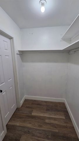 713 N Spears Street, Alvarado, TX 76009