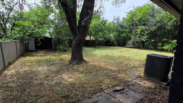 713 N Spears Street, Alvarado, TX 76009