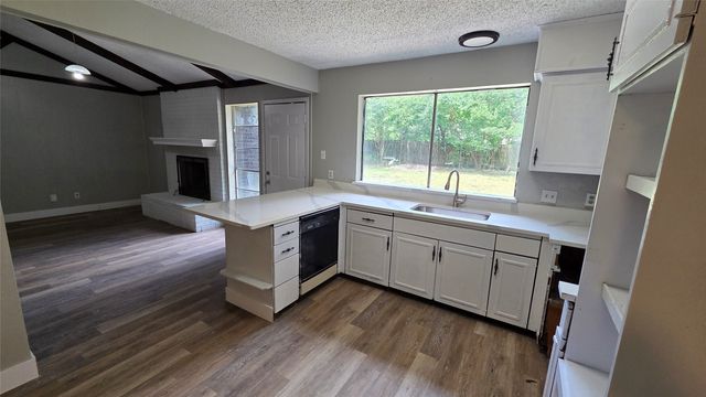 713 N Spears Street, Alvarado, TX 76009