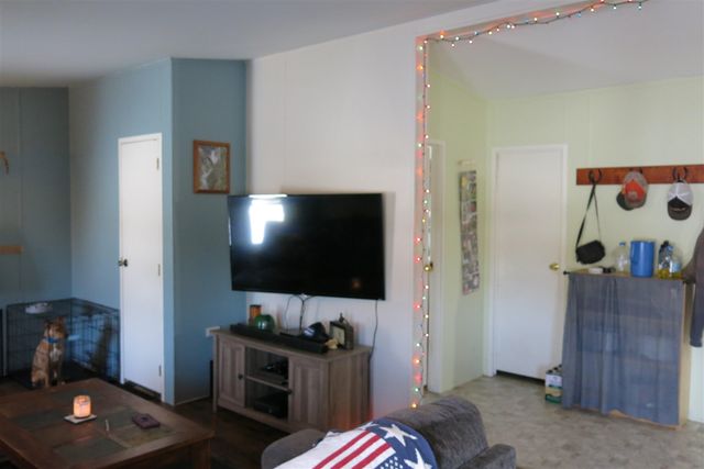 1137 Jonesville Road, Quincy, MI 49082