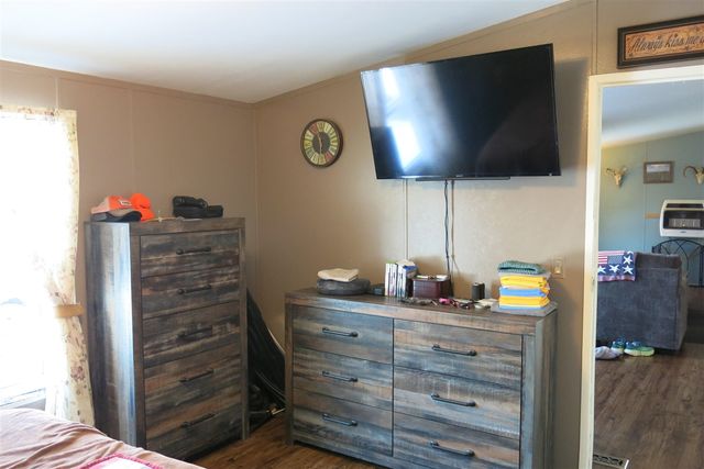 1137 Jonesville Road, Quincy, MI 49082