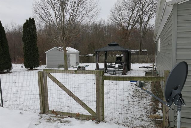 1137 Jonesville Road, Quincy, MI 49082