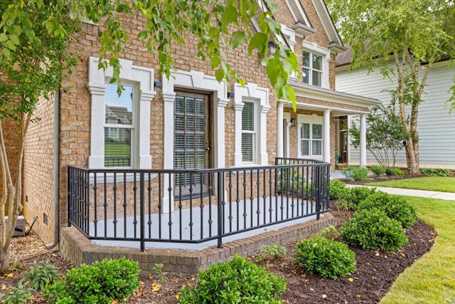 7448 Miss Madison Way, Ooltewah, TN 37363