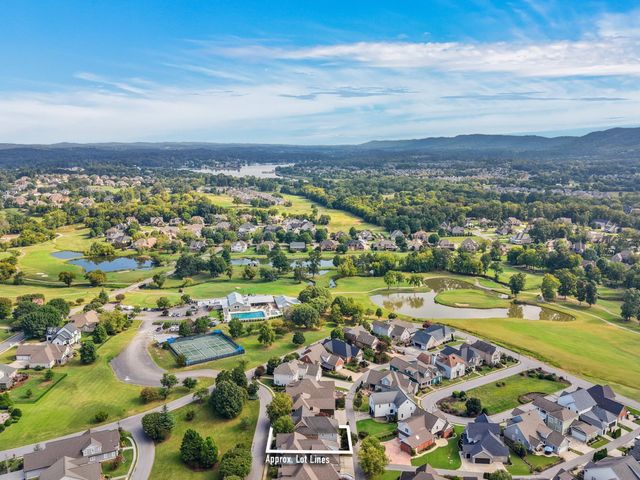 7448 Miss Madison Way, Ooltewah, TN 37363