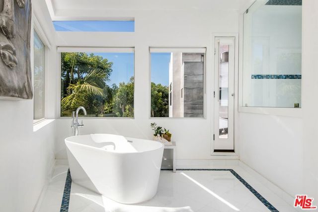 11955 Pinnacle Place, Beverly Hills, CA 90210