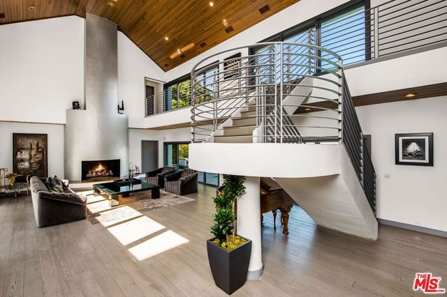 11955 Pinnacle Place, Beverly Hills, CA 90210