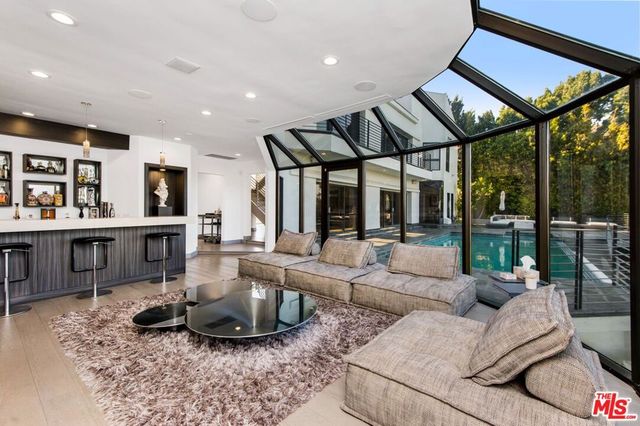 11955 Pinnacle Place, Beverly Hills, CA 90210