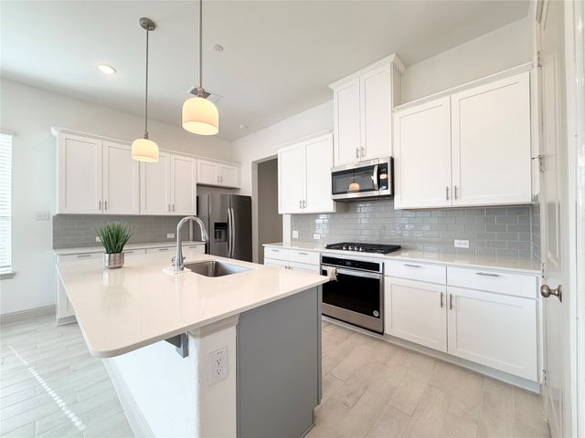 10575 Anna Island Drive, Frisco, TX 75035