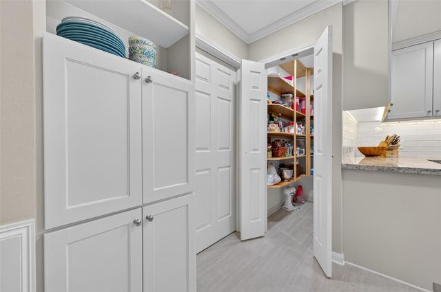 16529 De Lozier Street, Jersey Village, TX 77040