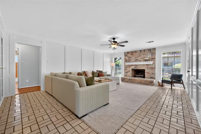 16529 De Lozier Street, Jersey Village, TX 77040