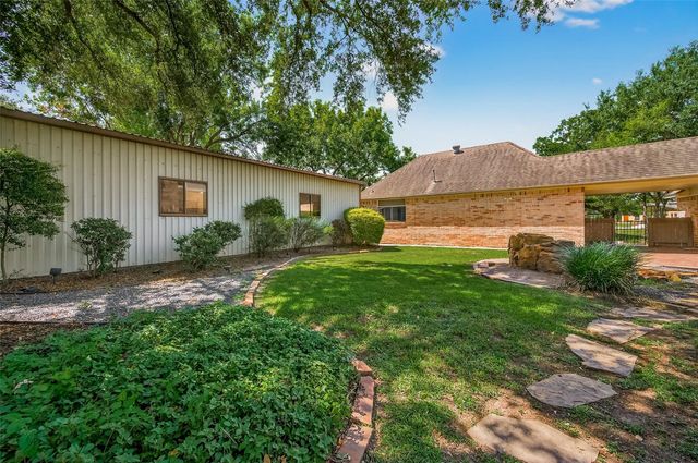 16529 De Lozier Street, Jersey Village, TX 77040