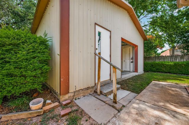 16529 De Lozier Street, Jersey Village, TX 77040